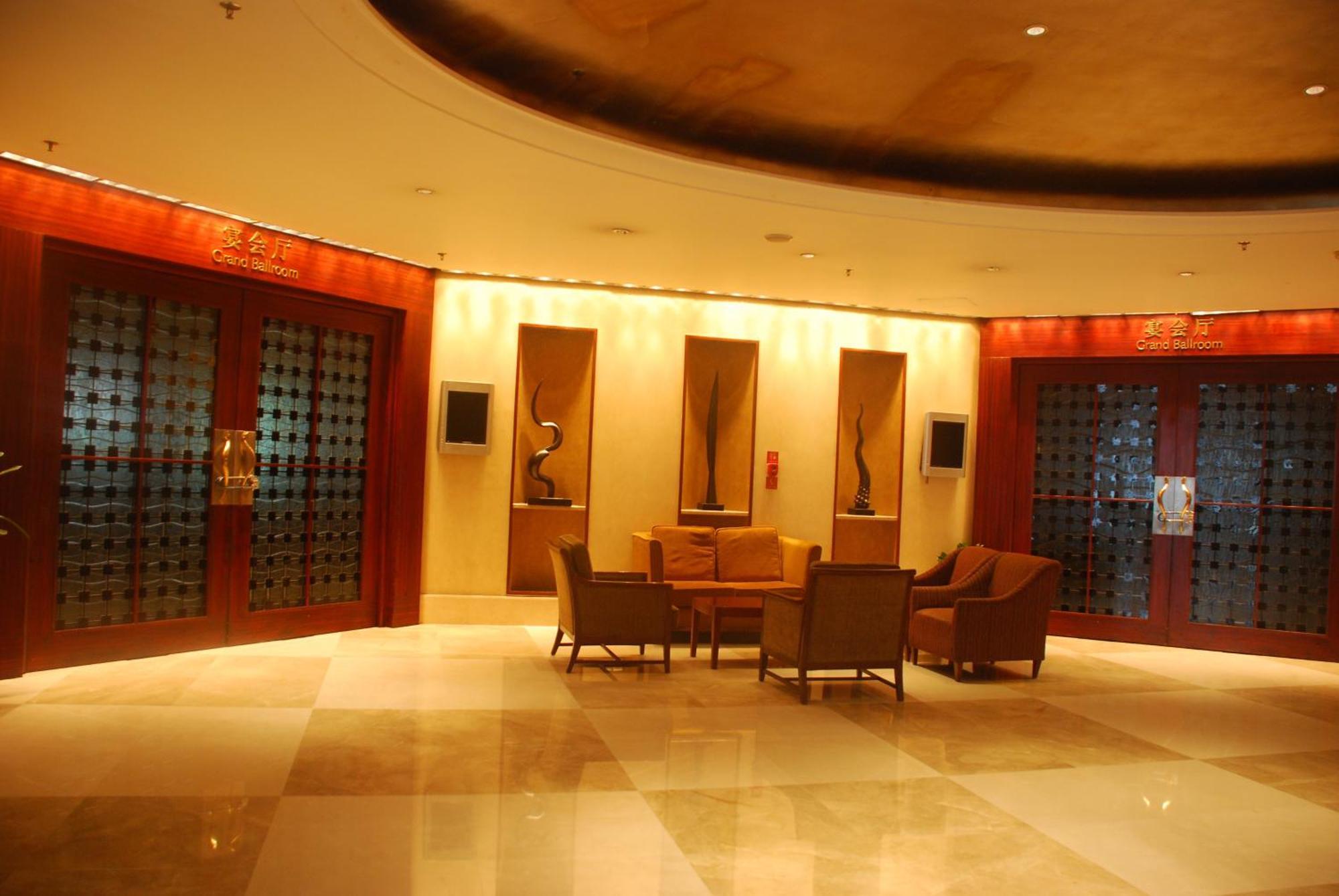 Holiday Inn Chongqing Guanyinqiao By Ihg Esterno foto